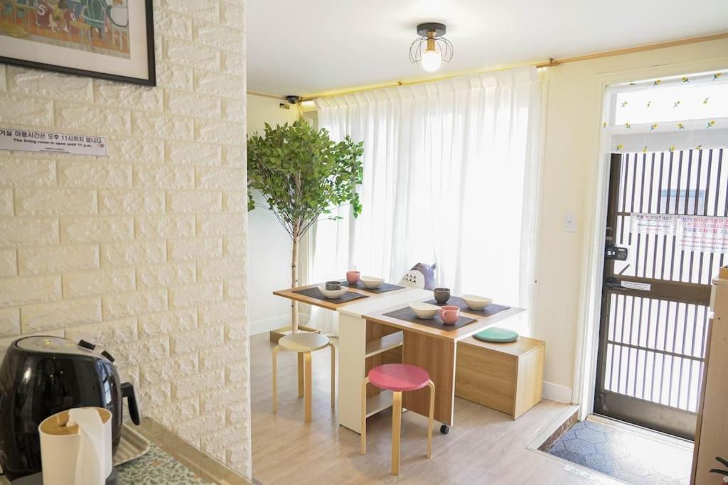 House Mongja Hotel Szöul Kültér fotó